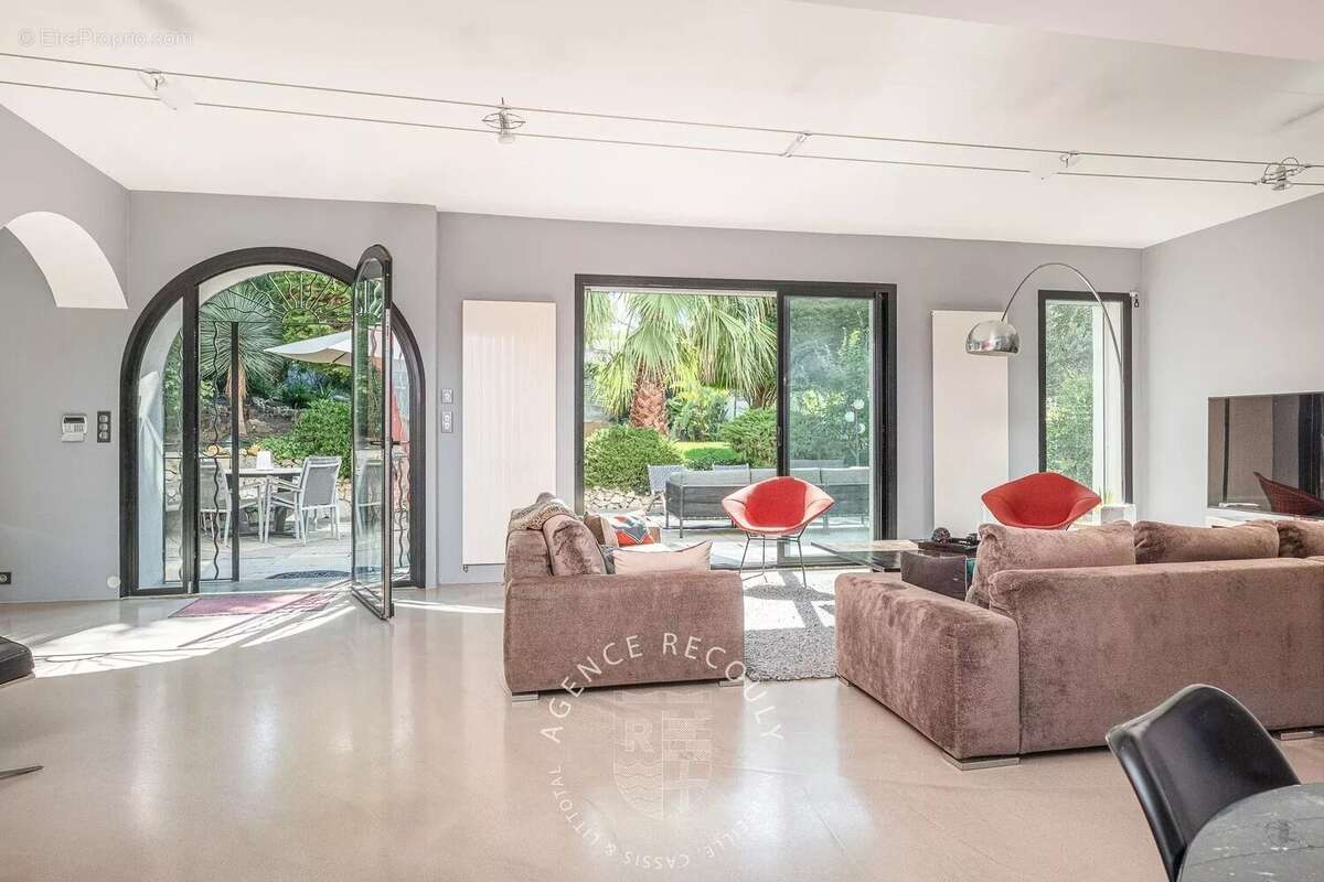 Maison à MARSEILLE-7E