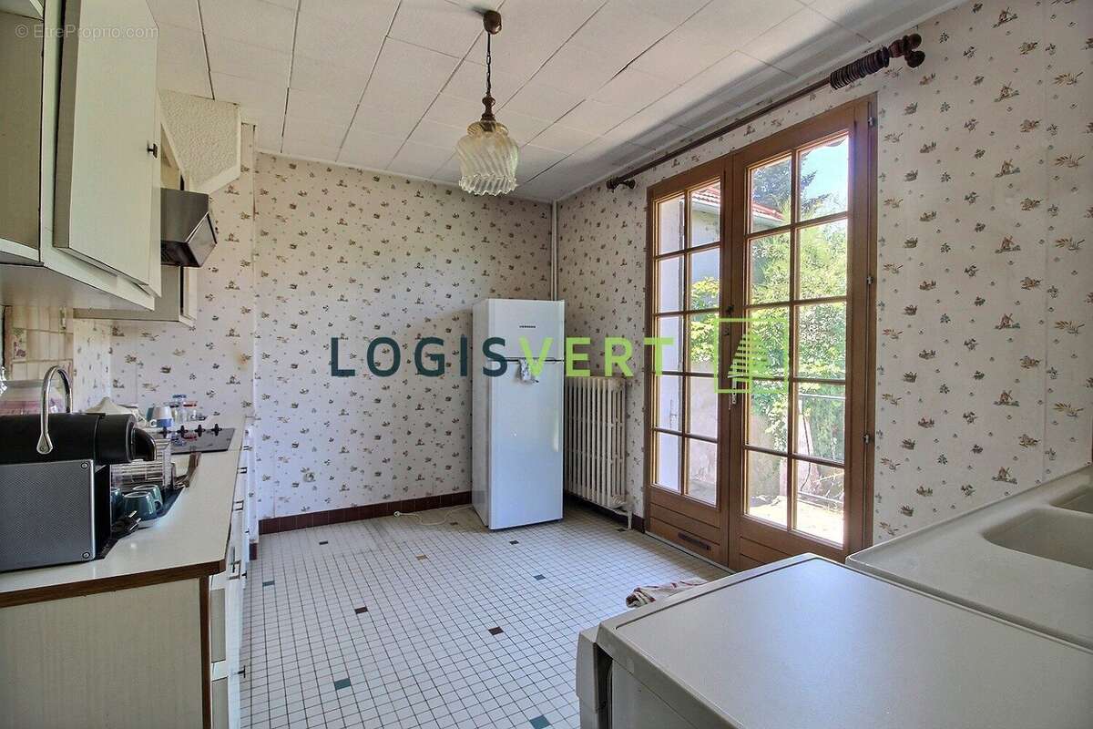 Maison 111 m² à Villebon-Sur-Yvette  - photo 5