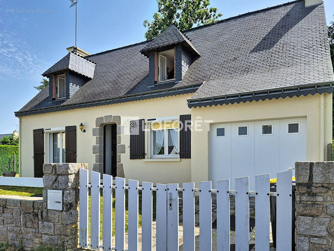 Maison à PLOERMEL