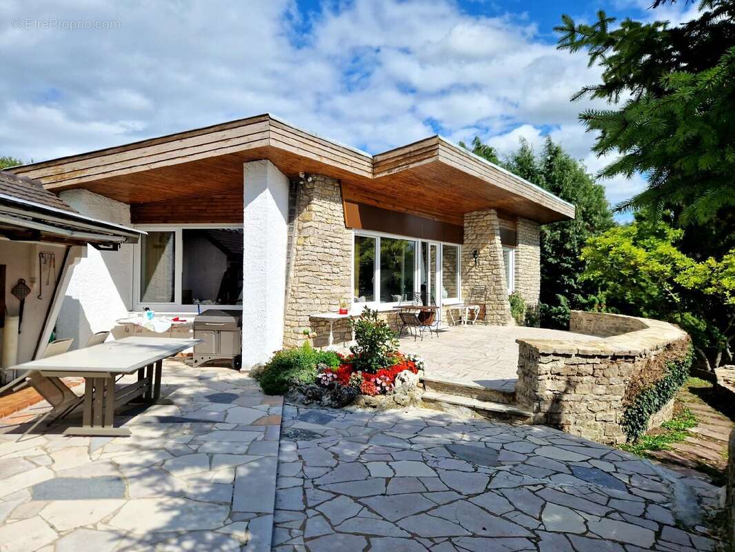 Maison à SARRALBE