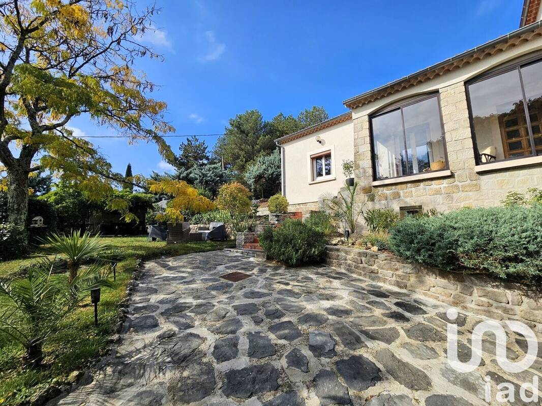 Photo 1 - Maison à VEYRAS