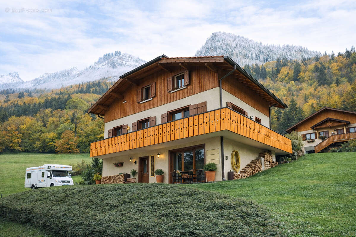 Maison à BELLEVAUX