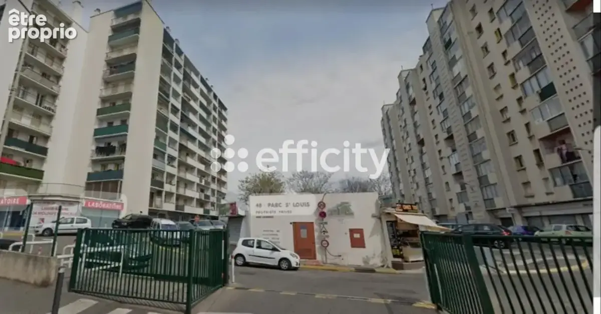 Appartement à MARSEILLE-15E