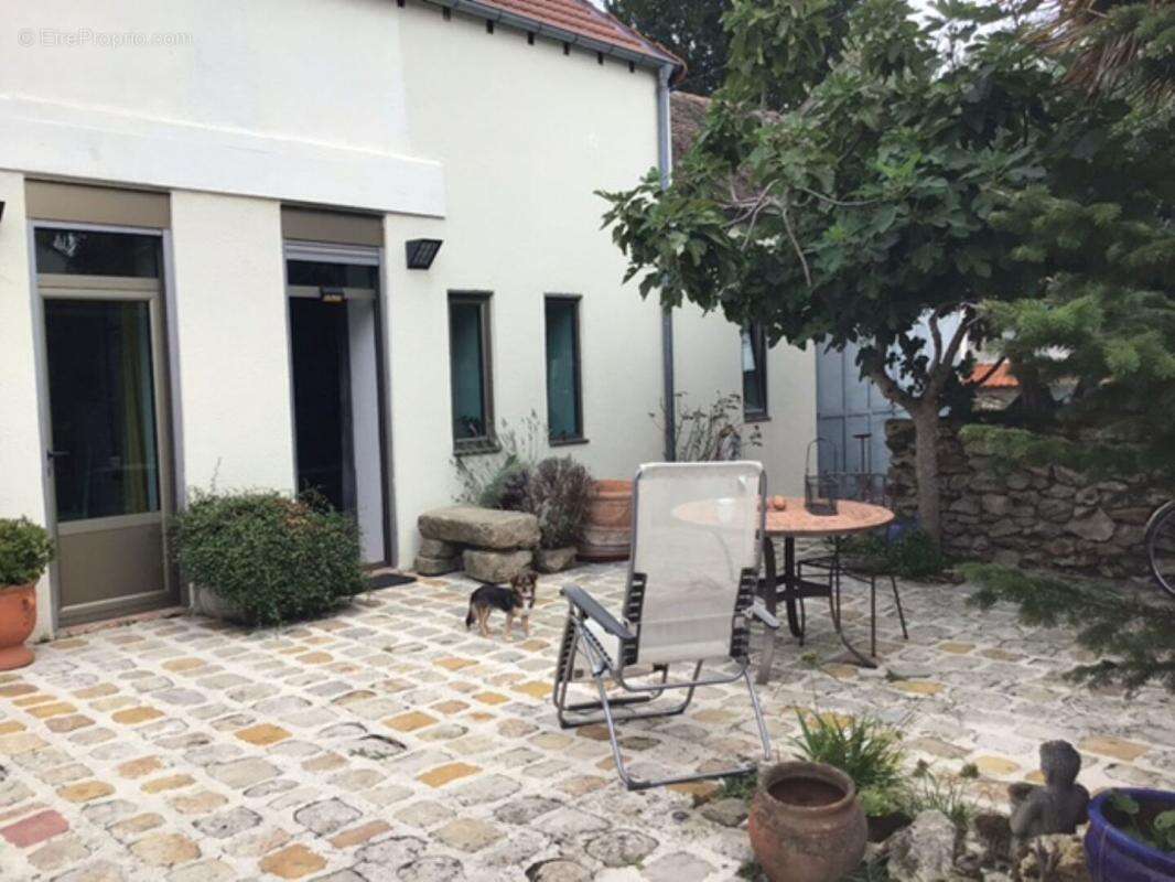 Maison à DAMMARIE-LES-LYS