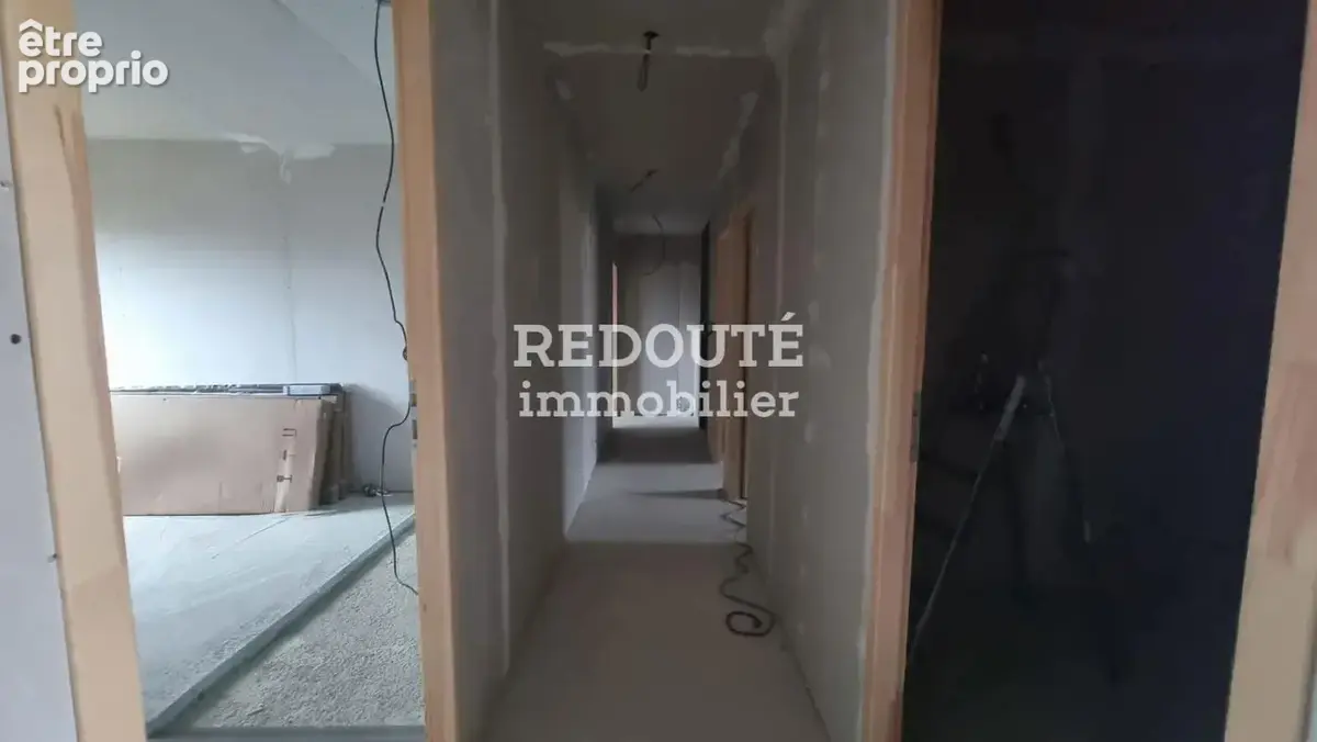 REIMS maison de 244 m² 6 chambres, garage, sous-sol, jardin - photo 9