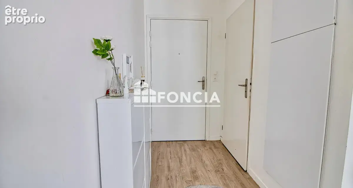 POUR INVESTISSEURS : Appartement 1 pièce 26.22 m2 en parfait état vendu loué avec place de parking en sous-sol - construction 20 - photo 4