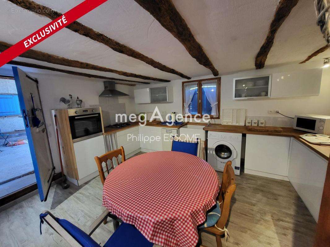 Maison à SAINT-ANTONIN-DE-LACALM