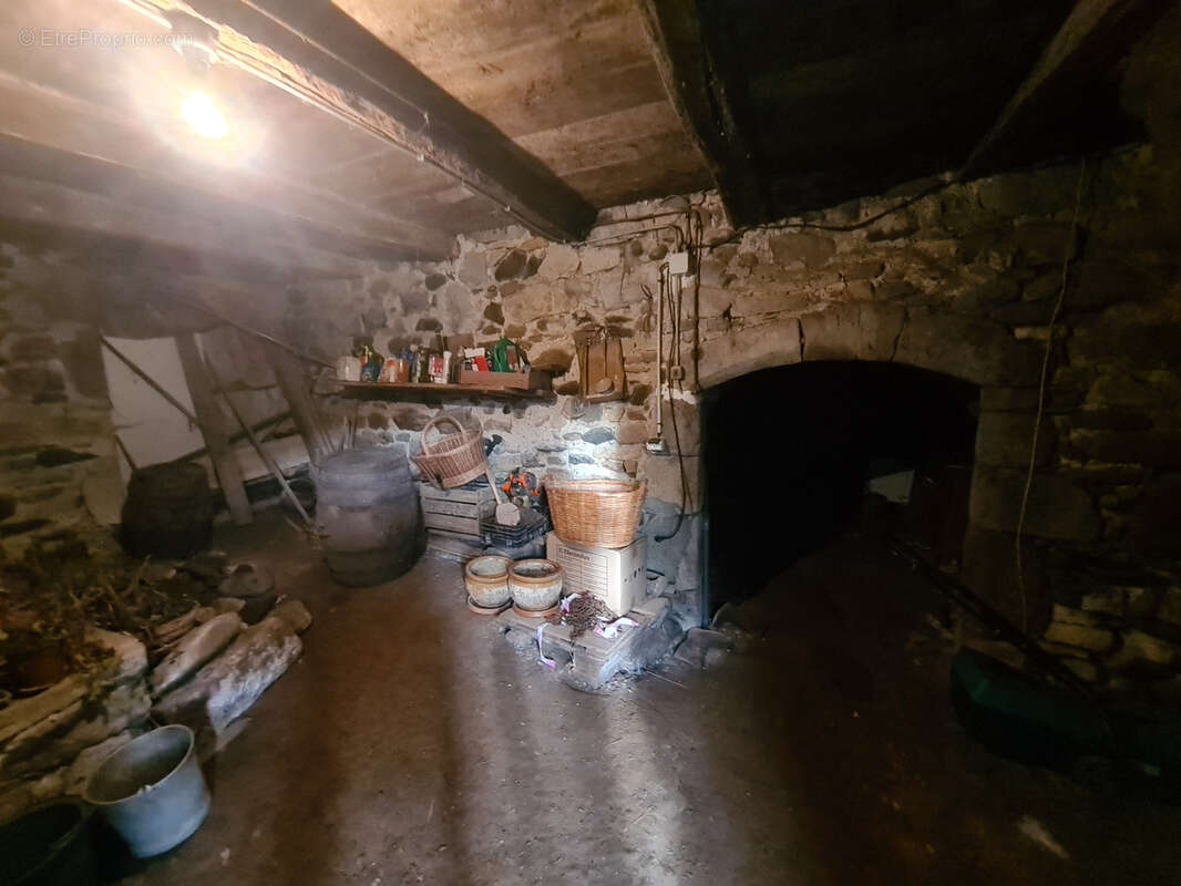 Maison à SAINT-COME-D'OLT