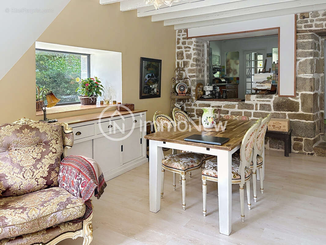 Belle maison pierre 130 m2 sur terrain 1717 m2 dans endroit paisible - photo 3