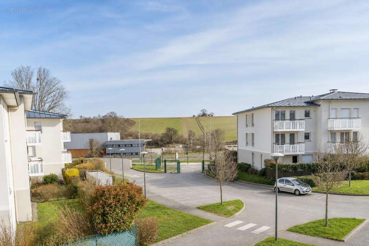 Élégant T3 loué avec balcon à Ecquevilly - photo 11