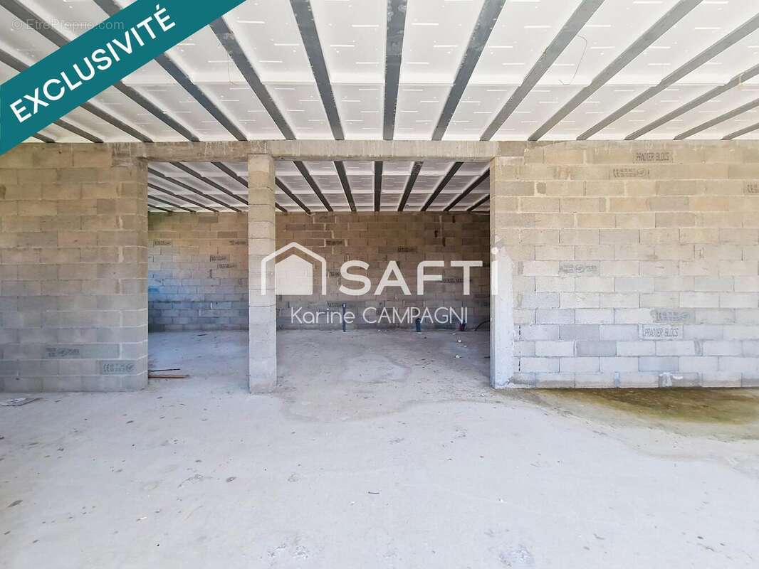 Photo 2 - Commerce à LE THOR