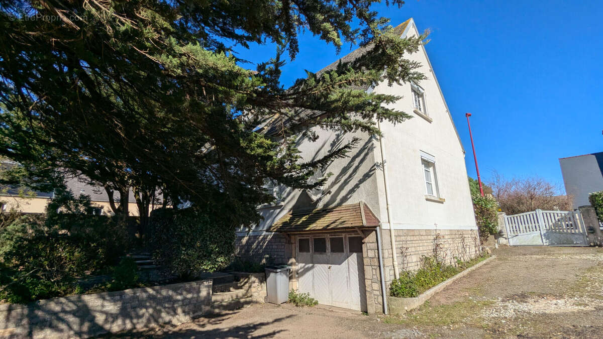 Maison à QUINEVILLE