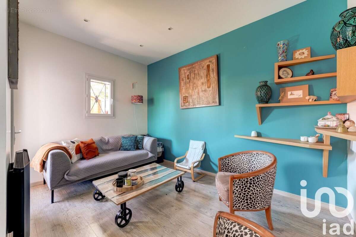 Photo 7 - Maison à SAINT-GENIS-LES-OLLIERES