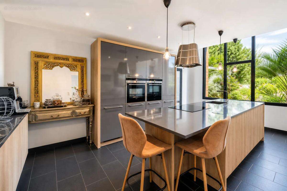 Maison contemporaine 242m2 avec piscine - photo 4