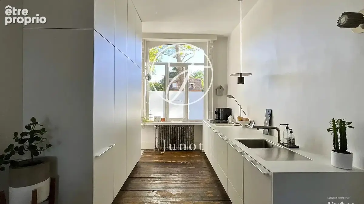 Mouvaux – Maison de maître – 6 pièces – 158m² habitables – 4 chambres – Terrasse – Jardin – Garage - photo 3