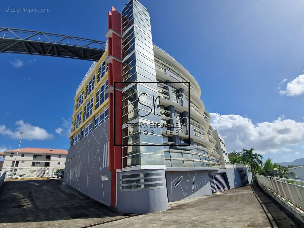 Commerce à FORT-DE-FRANCE