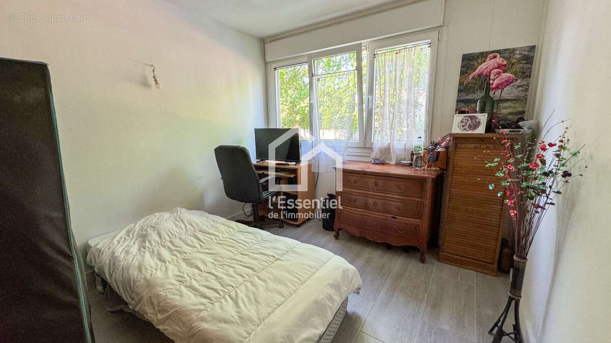 Appartement à VERNEUIL-SUR-SEINE