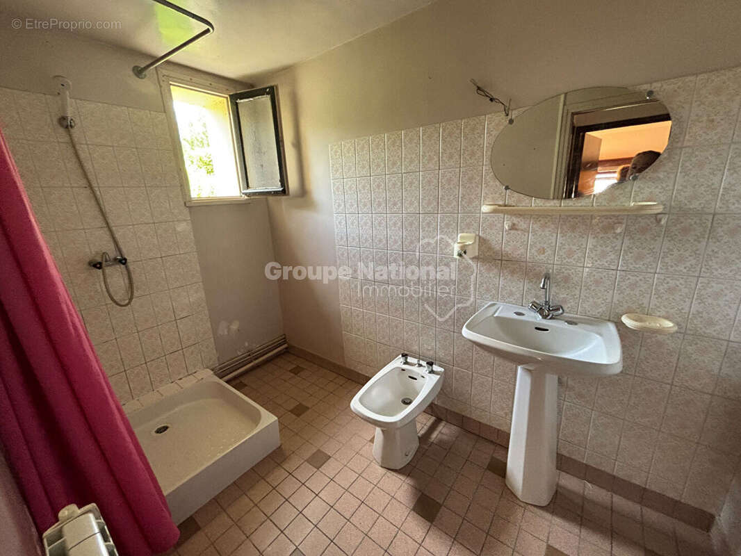 Maison à VIC-SUR-AISNE