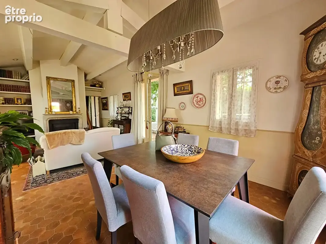 Maison Villeneuve les Avignon 190 m² - photo 4