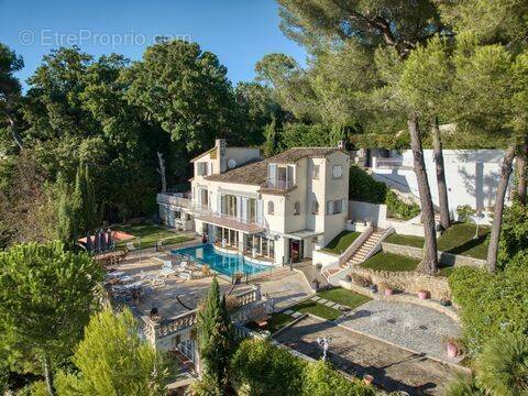 Maison à MOUGINS