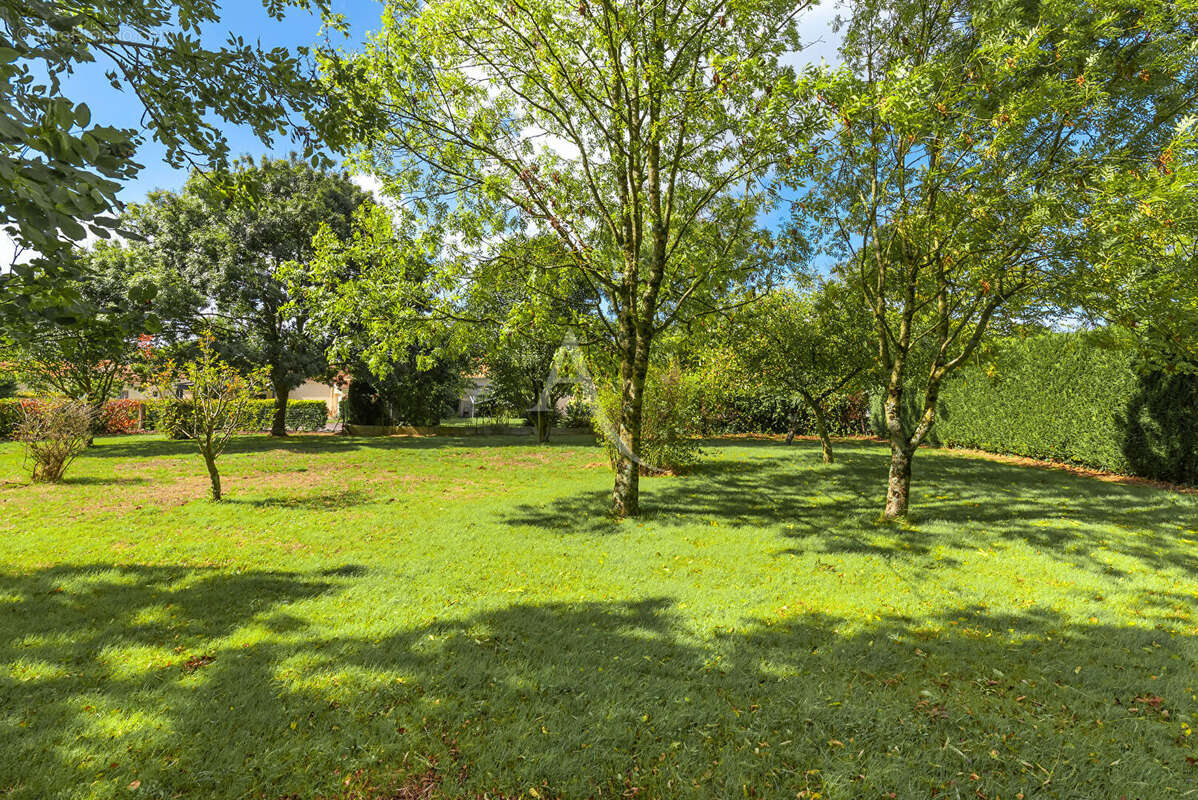 Maison à LA SALLE-DE-VIHIERS