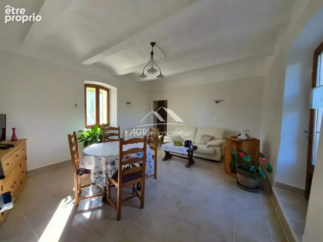 Saint Ambroix mas sur 2209 m² de terrain - photo 12