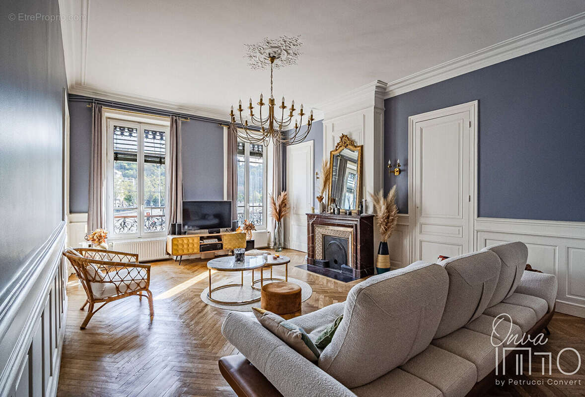 Appartement à LYON-9E