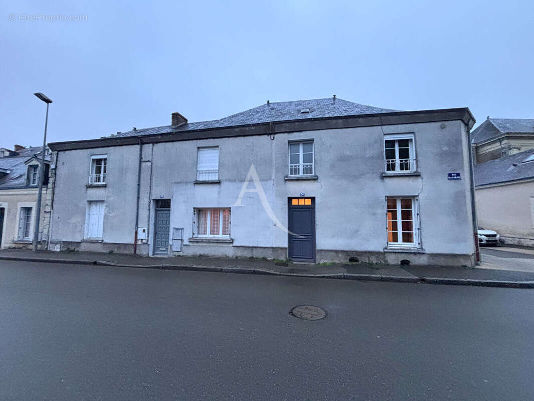 Maison vie de plain pied 95m² Hyper Centre Château-Gontier - Saint-Rémy - photo 8