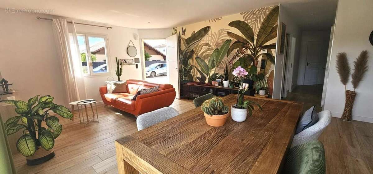 Maison à SAINT-JEAN-LE-VIEUX