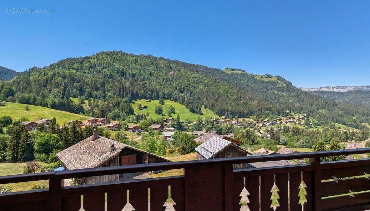 La clusaz - magnifique chalet - rare a la vente - photo 2