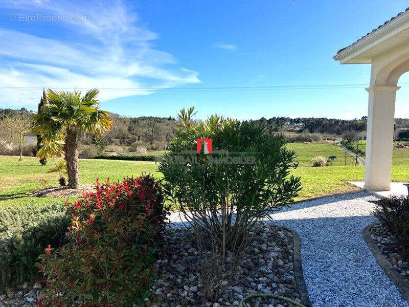 Maison à SAINT-ANDRE-DE-CUBZAC