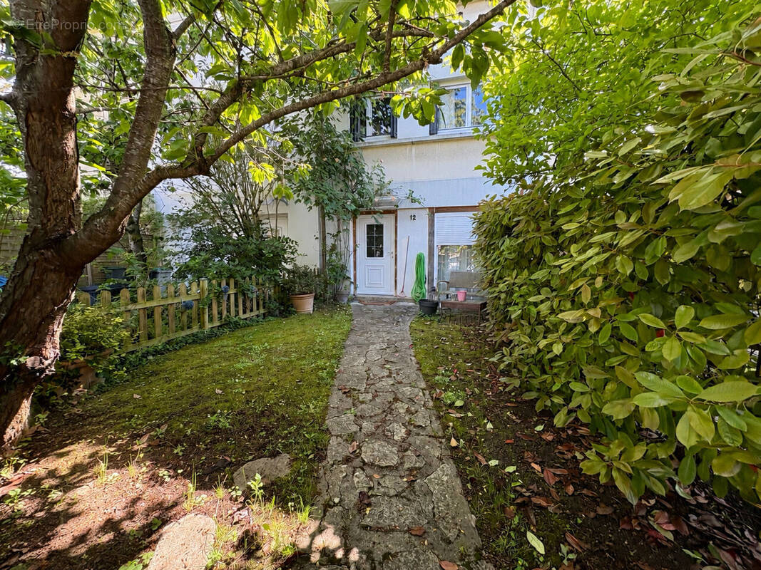 Maison à VILLEPREUX