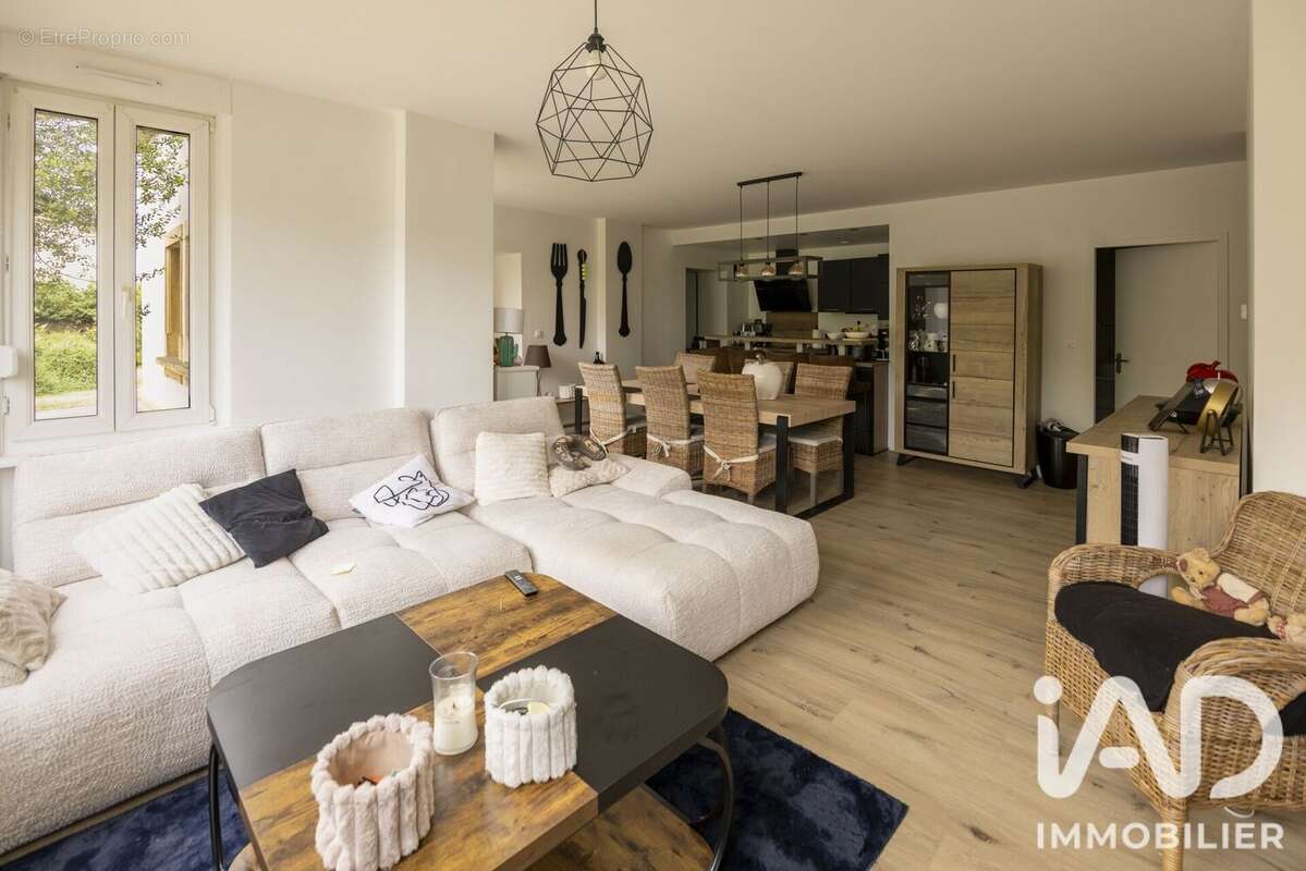 Appartement 77 m² à Rombas  - photo 6