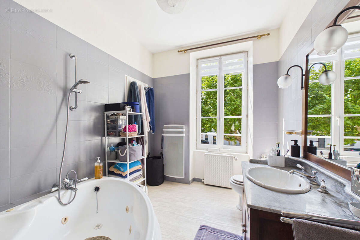 Maison dans le PENTAGONE 160 m² 3 grandes chambres - photo 16