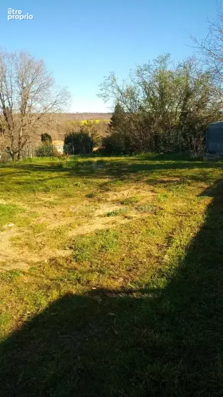 MARTHON Terrain CU de 911 m² clos, avec deux garages fermés - photo 3