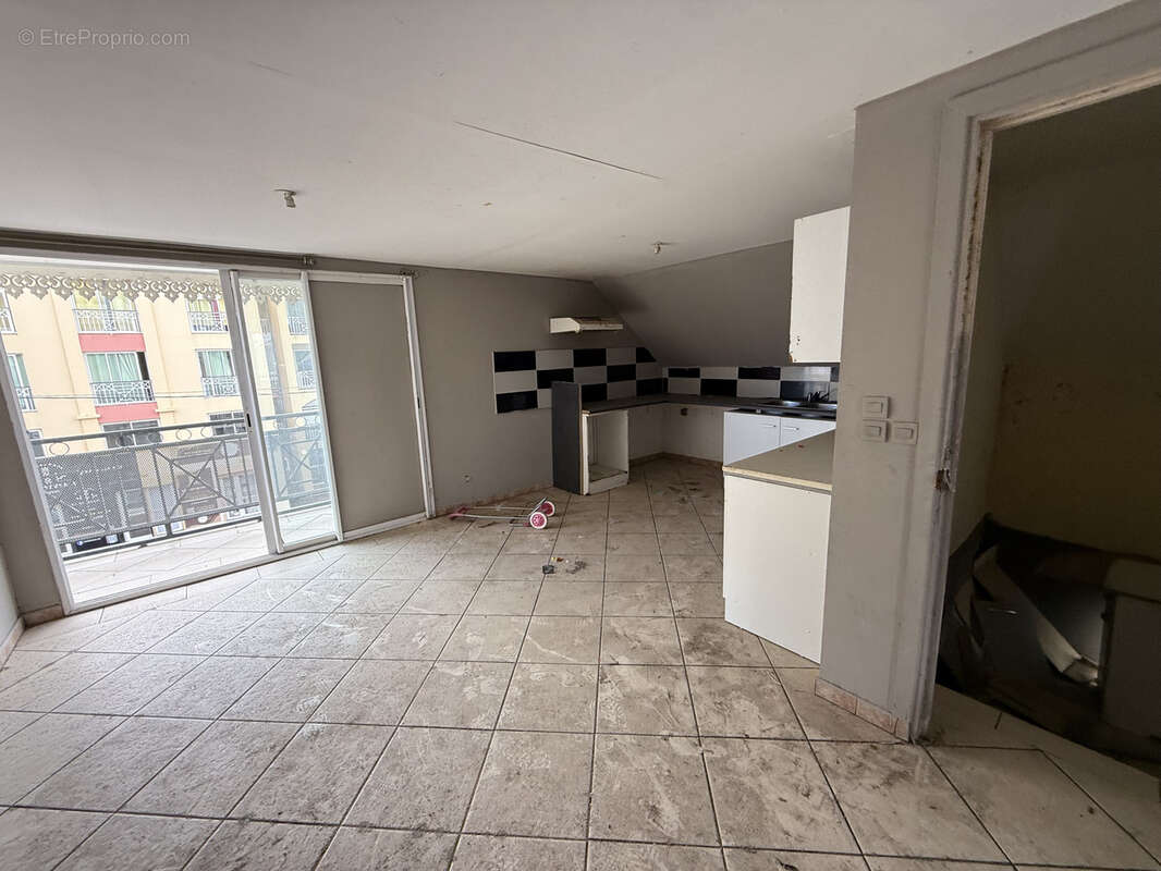 Appartement à SAINT-DENIS