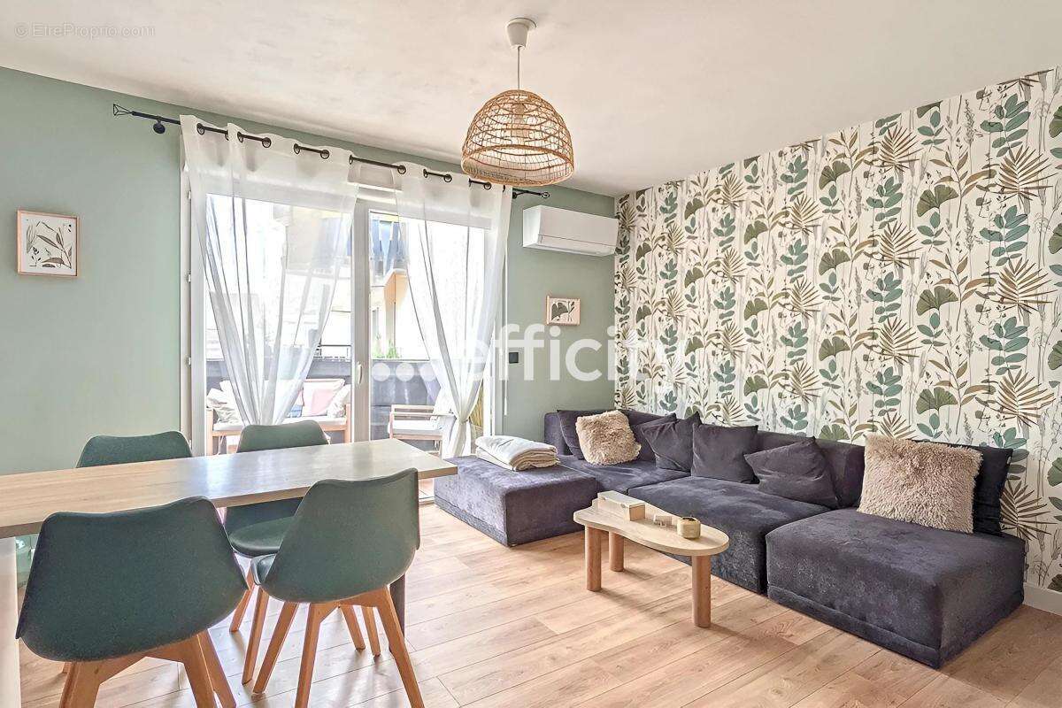 Appartement à CASTELNAU-LE-LEZ