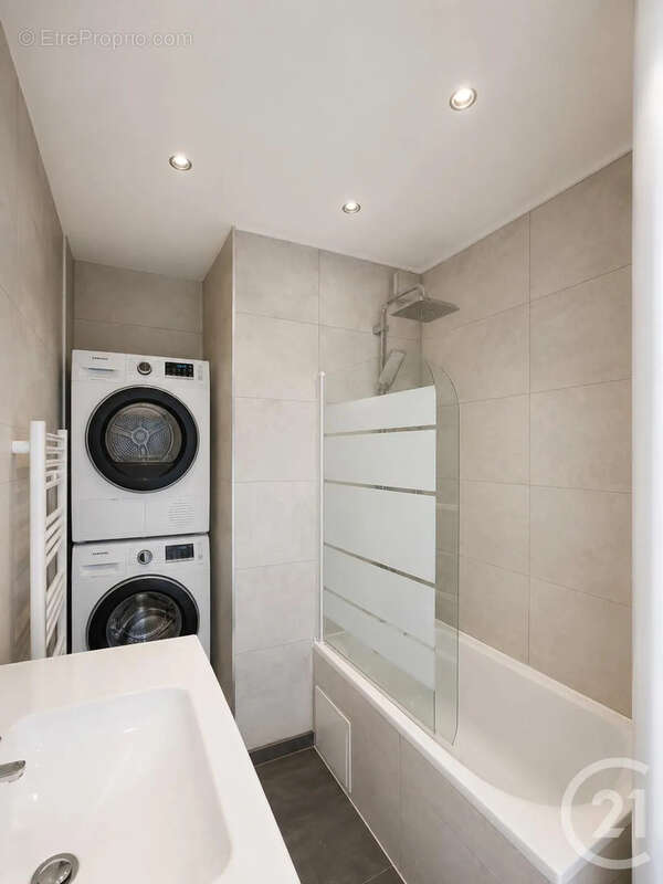Appartement 85 m² à Villeurbanne  - photo 5