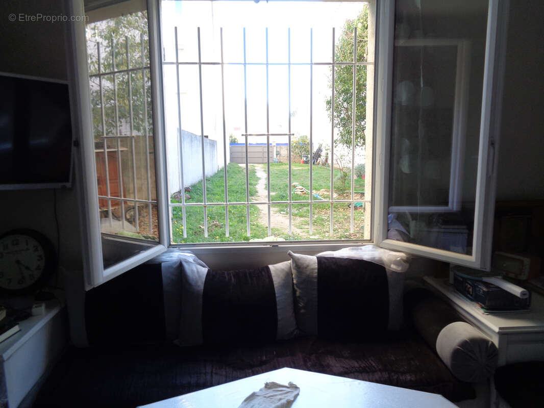*TERRAIN 400 M2  pour faire deux immeubles 1600 m2 minimum. - photo 3