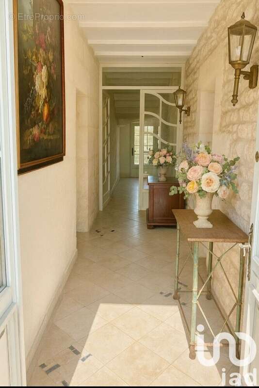 Photo 2 - Maison à CRAZANNES