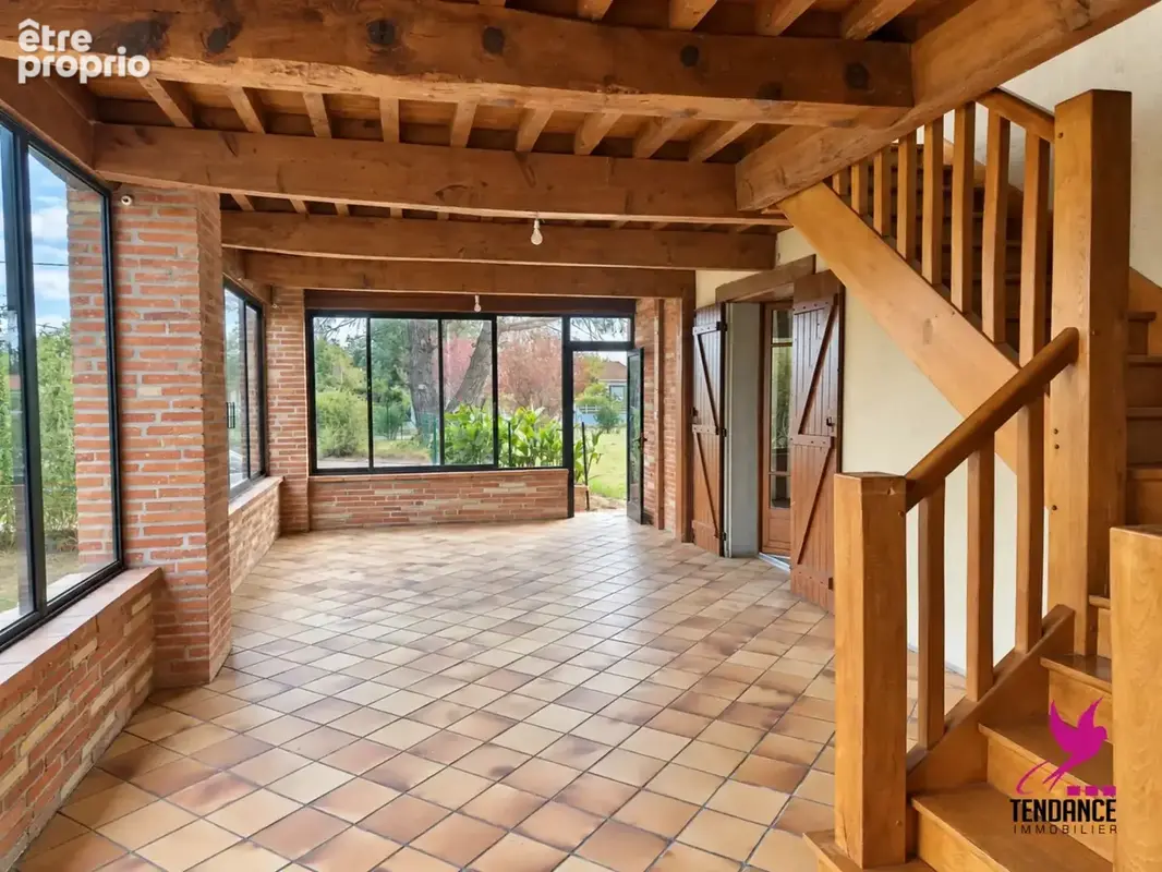 Maison 150 m² + véranda et sous sol de 150 m² sur 2000 m² de Terrain. - photo 5
