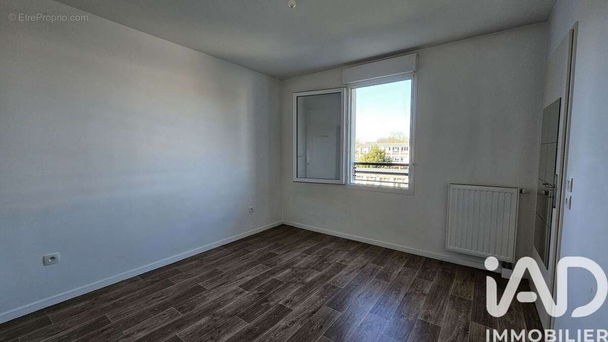 Photo 8 - Appartement à VERNEUIL-SUR-SEINE