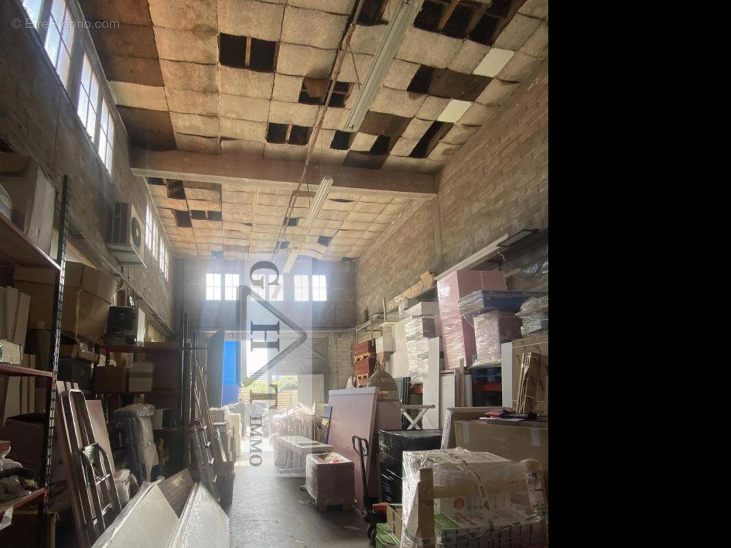 Commerce à MONTREUIL