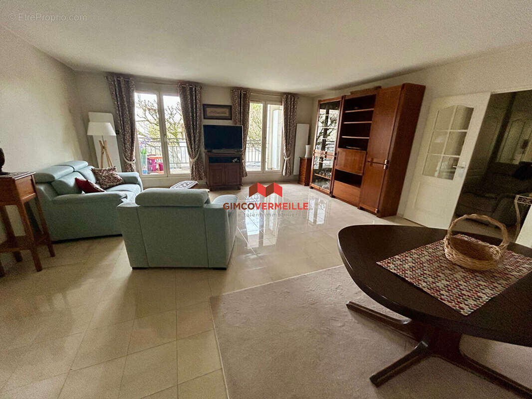 Appartement à POISSY