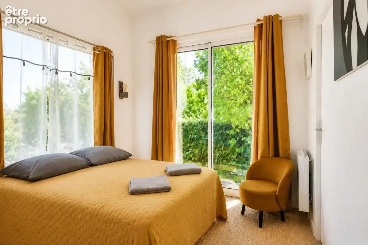 Maison de 7 pièces de 140 m² à Arès Emplacement d’exception - photo 11
