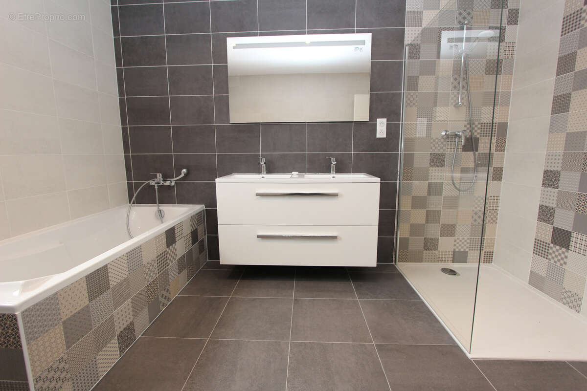 Maison à RECHICOURT-LE-CHATEAU