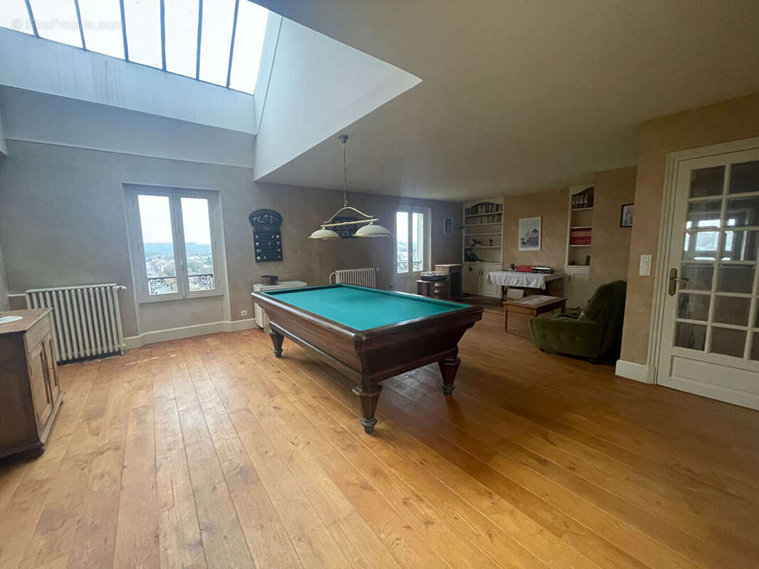 Maison à COULOMMIERS