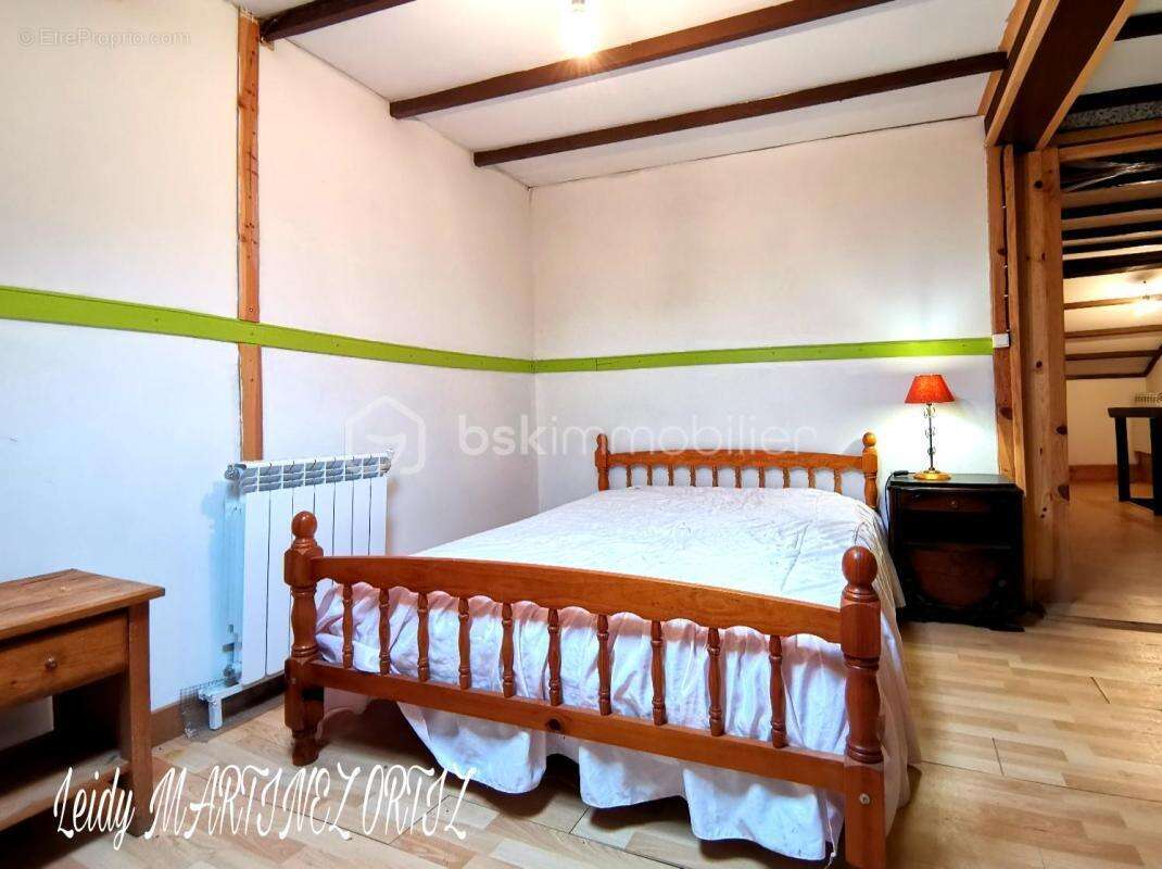 Vaste maison landaise en pierre, 170m², piscine, dépendances. Terrain 3000m² - photo 9