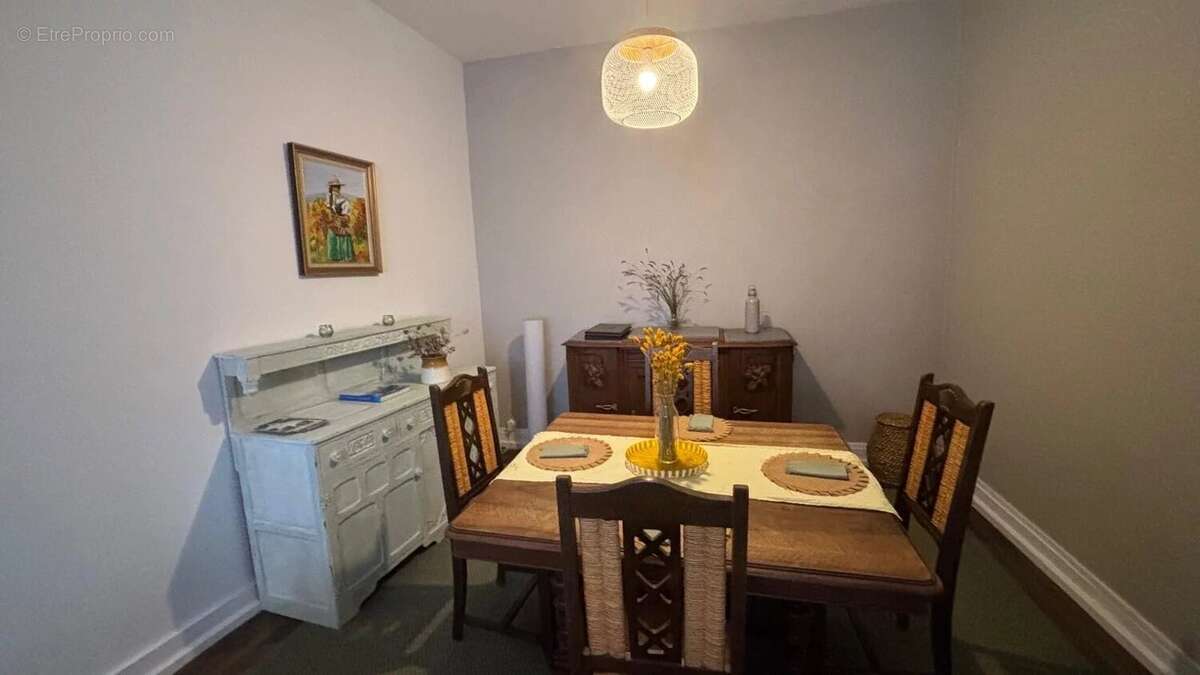 Maison à MONTMORILLON