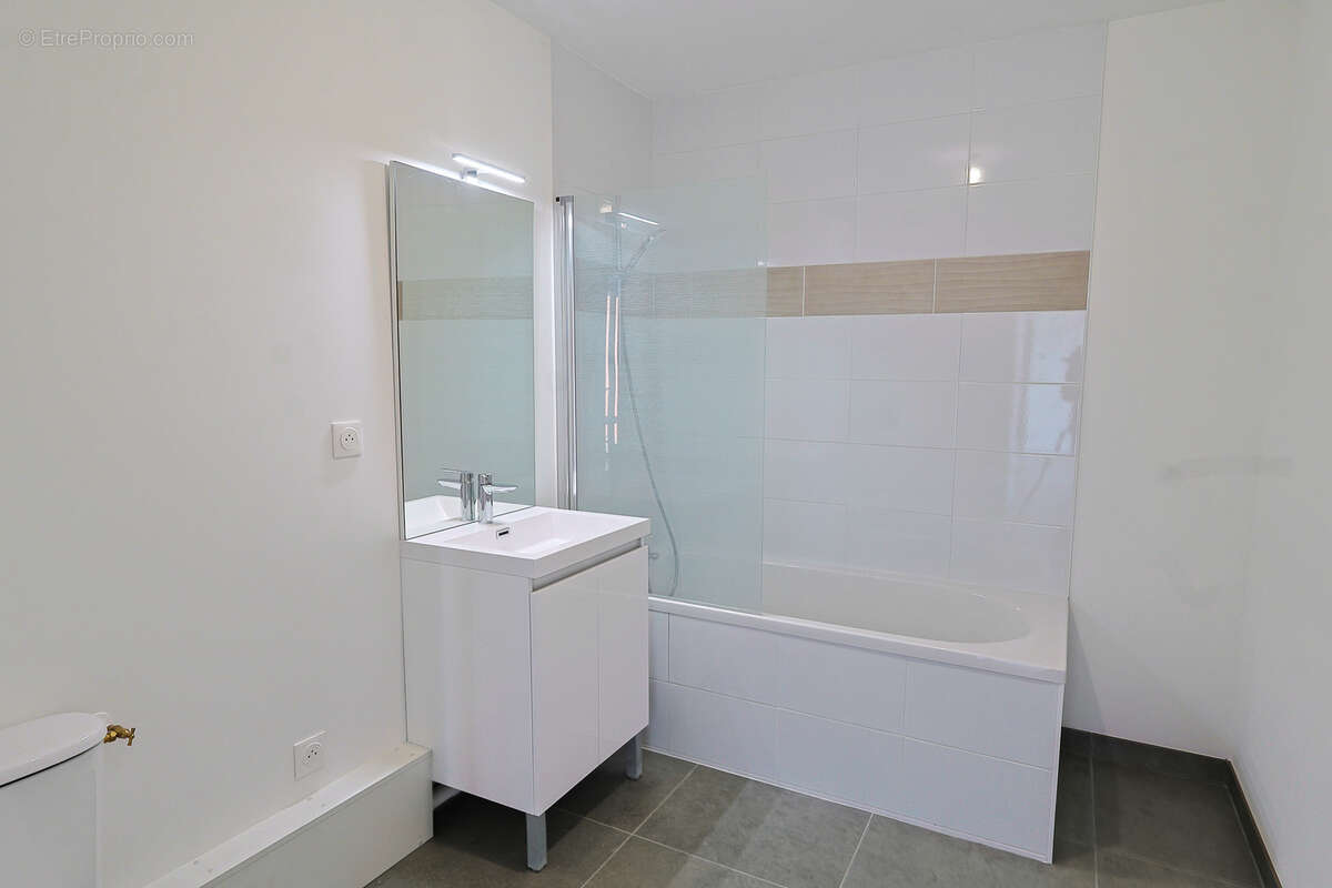 Appartement à SAINT-PRYVE-SAINT-MESMIN